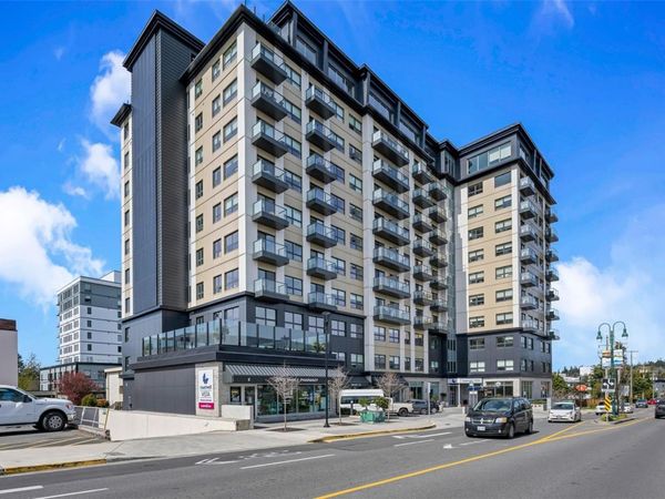 622 Admirals Rd, Unit #907, Esquimalt, BC V9A 2N7