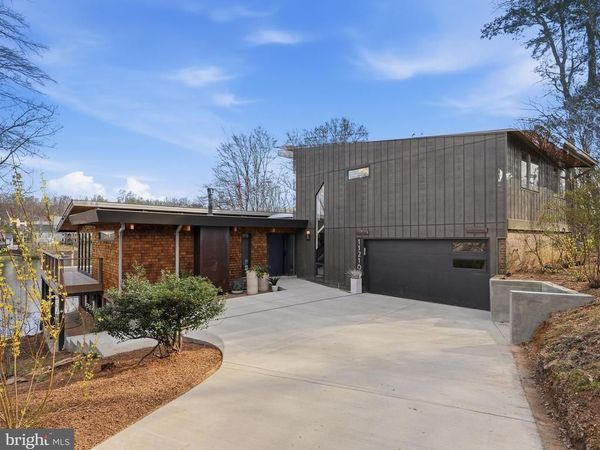 11216 S SHORE ROAD, RESTON, VA 20190