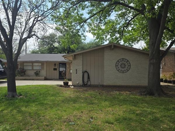 3332 High Lark Drive , Dallas, TX 75234