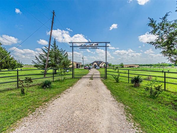 5032 County Road 212, Alvarado, TX 76009