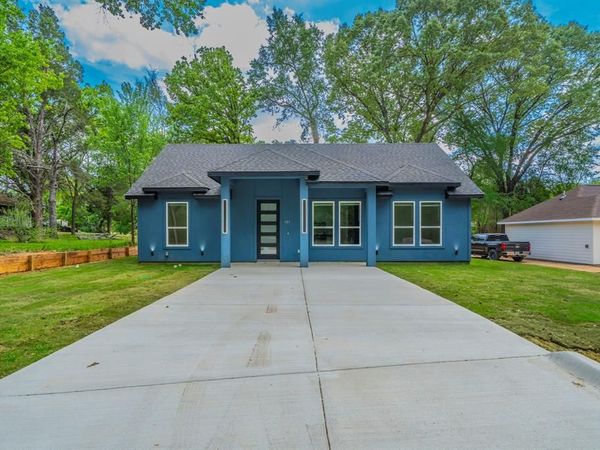 101 Bayside Drive, Malakoff, TX 75148