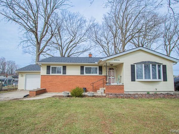20656 Newman Drive, Brownstown Twp, MI 48183