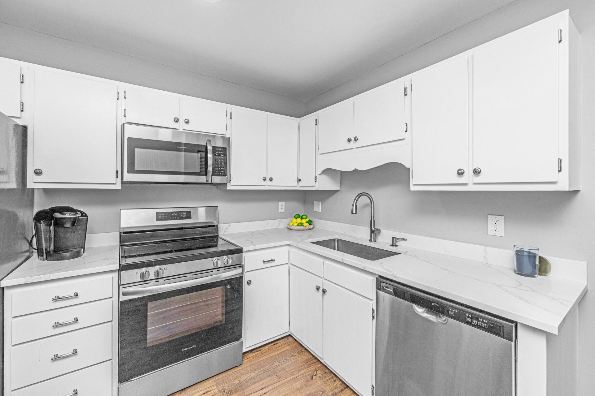 1525 E Crossing Lane Photo 11