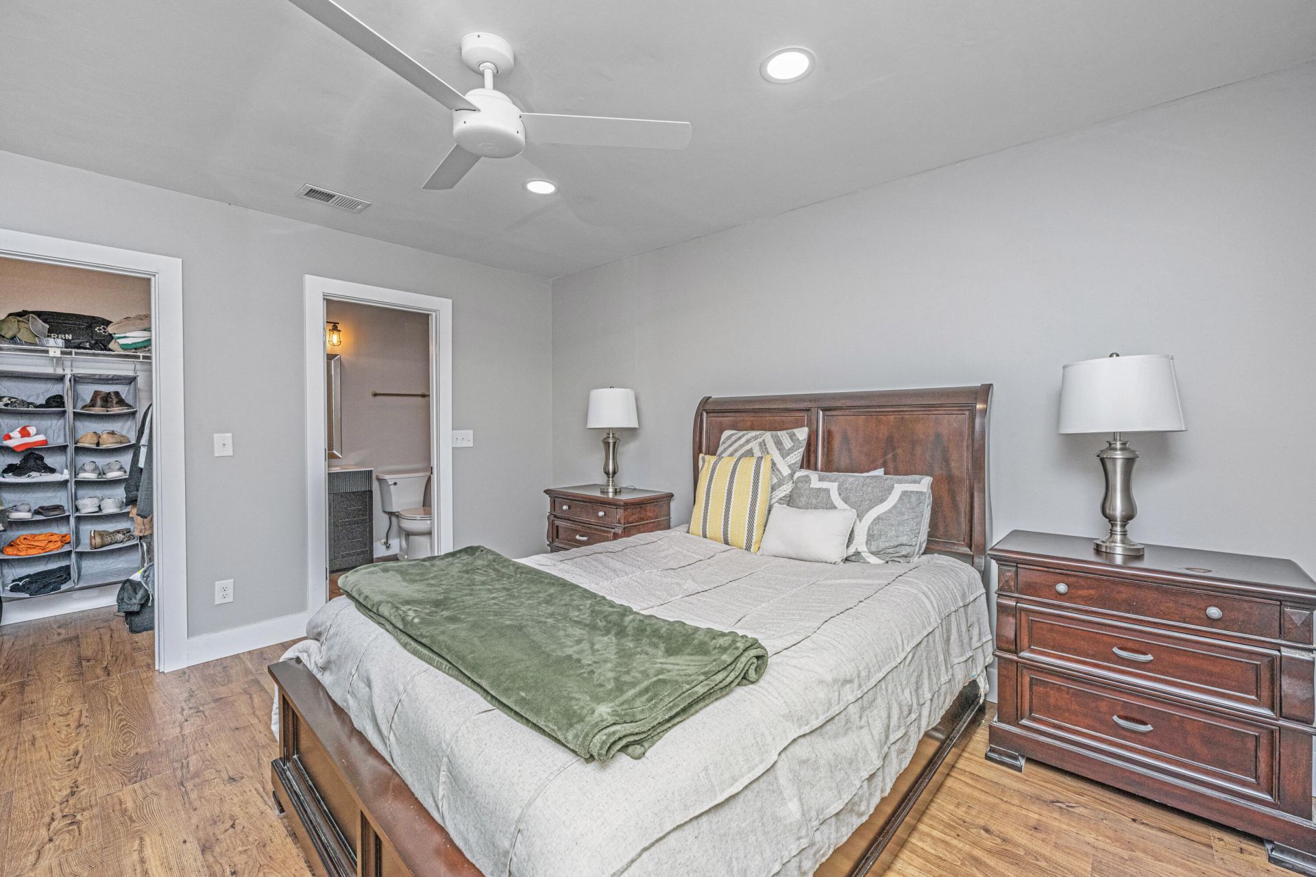 1525 E Crossing Lane Photo 16