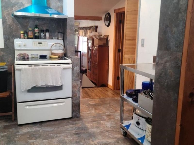 7899 Lakewood Drive, Williamsfield, OH 44093 Photo 5