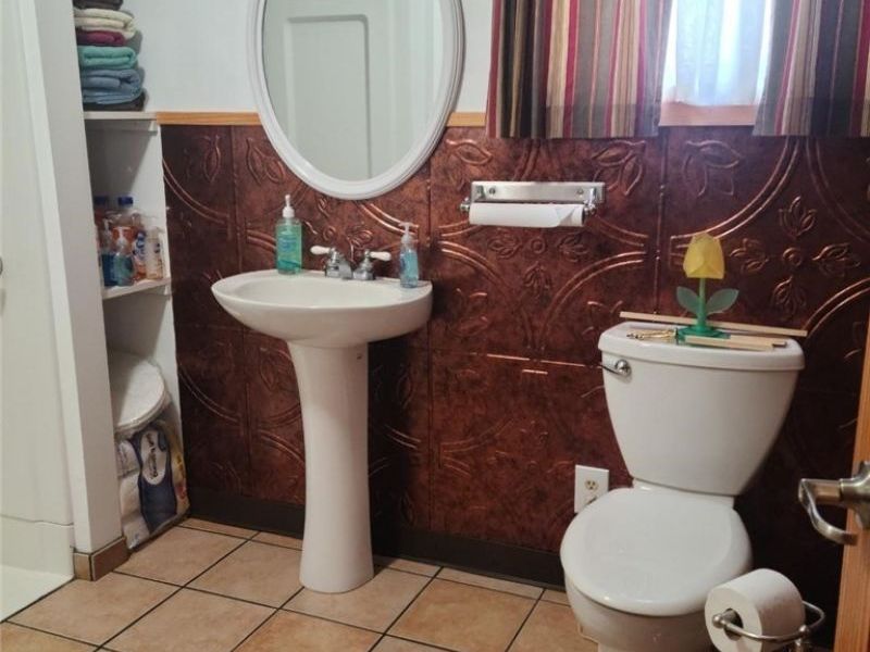 7899 Lakewood Drive, Williamsfield, OH 44093 Photo 9