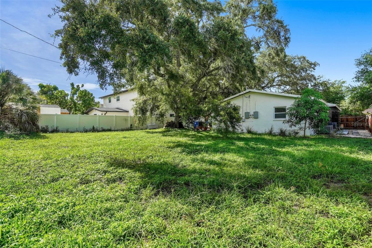 779 12th Ave N , Saint Petersburg, FL 33704 Photo