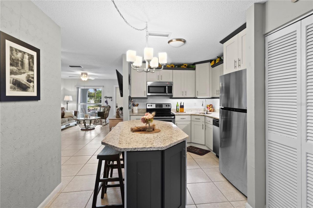 3802 42nd Street Court W, Unit 31, Bradenton, FL 34205 Photo