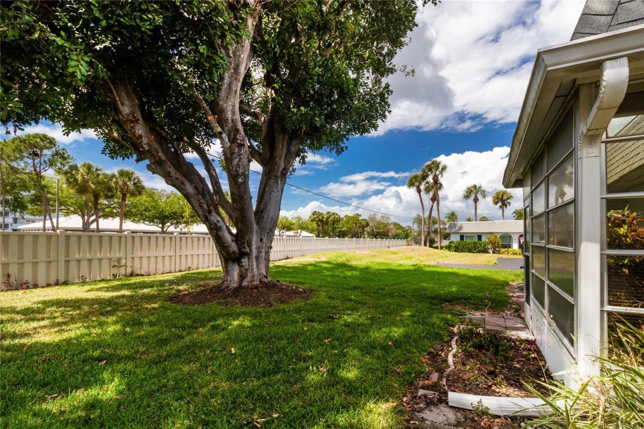 3802 42nd Street Court W, Unit 31, Bradenton, FL 34205 Photo