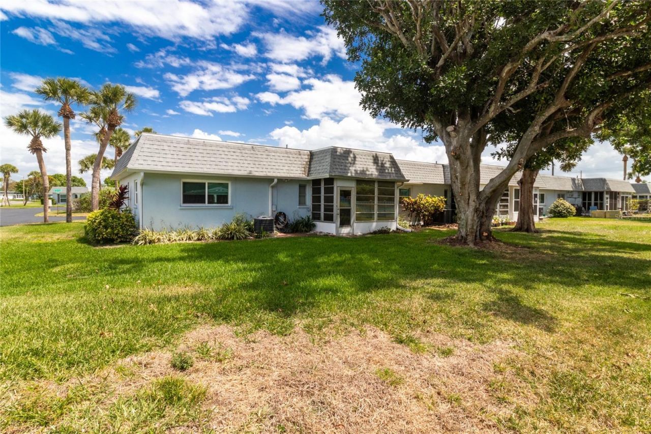 3802 42nd Street Court W, Unit 31, Bradenton, FL 34205 Photo