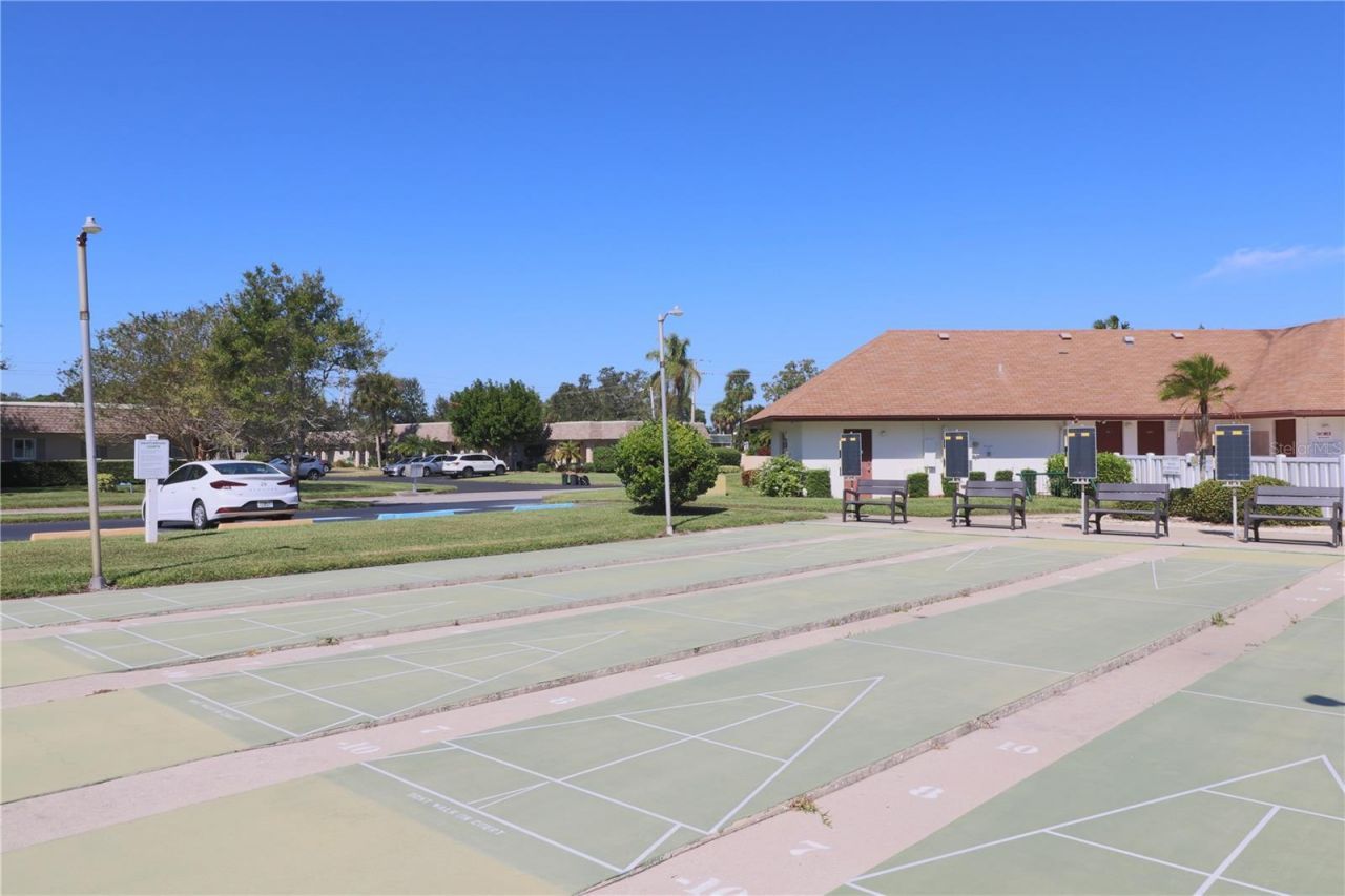 3802 42nd Street Court W, Unit 31, Bradenton, FL 34205 Photo