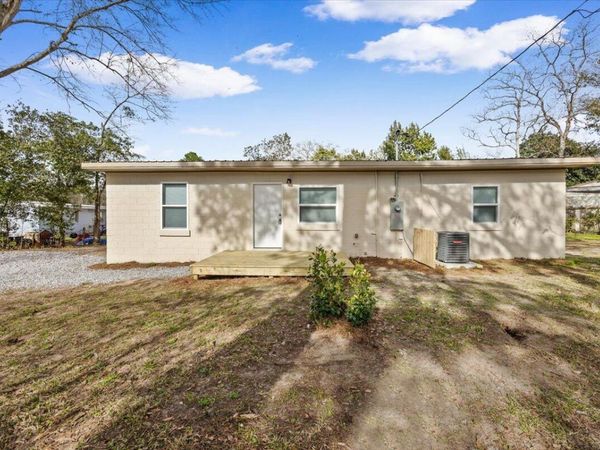 448 Lakeview Avenue, Cantonment, FL 32533