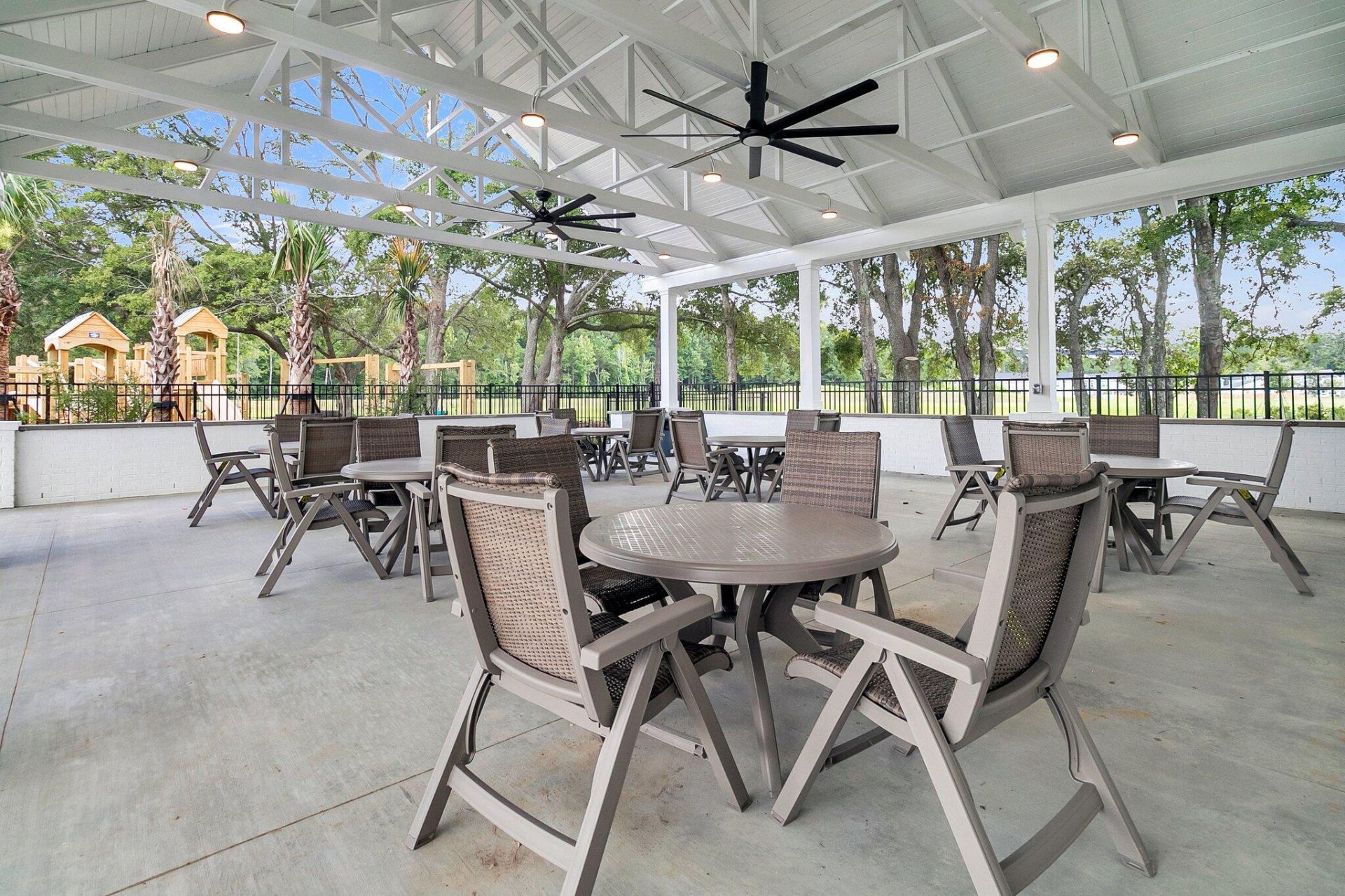 1383 Clarabelle Lane Photo 33