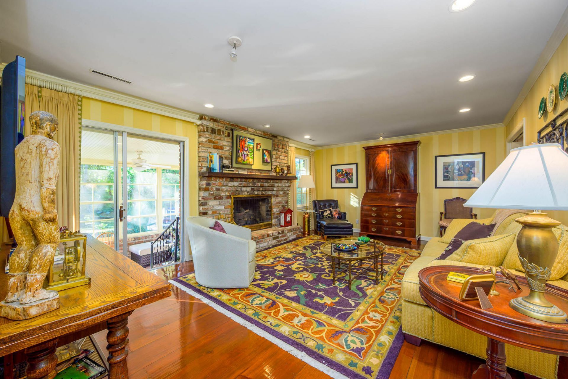 1867 Rugby Lane Photo 12