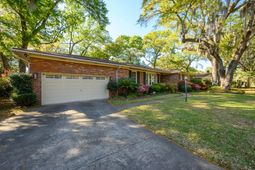 1867 Rugby Lane photo 4