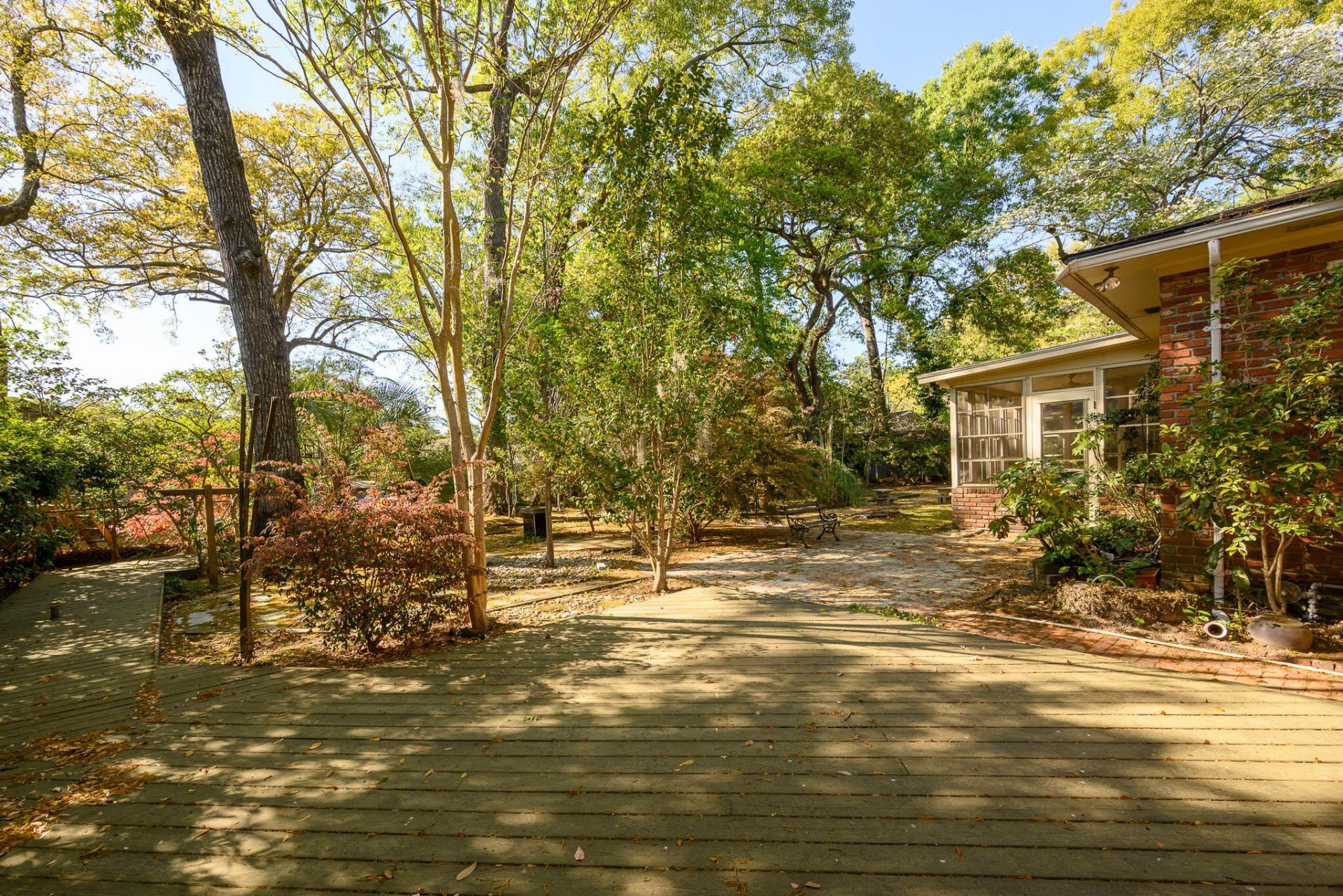 1867 Rugby Lane Photo 34