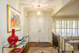 1867 Rugby Lane photo 4