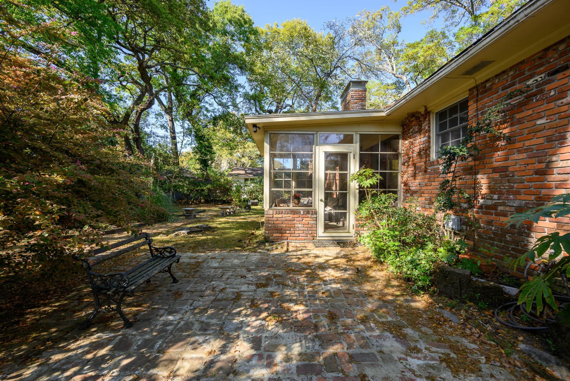 1867 Rugby Lane Photo 59