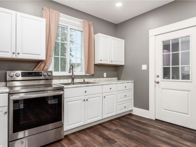 105 S State Street, Crooksville, OH 43731 Photo 18