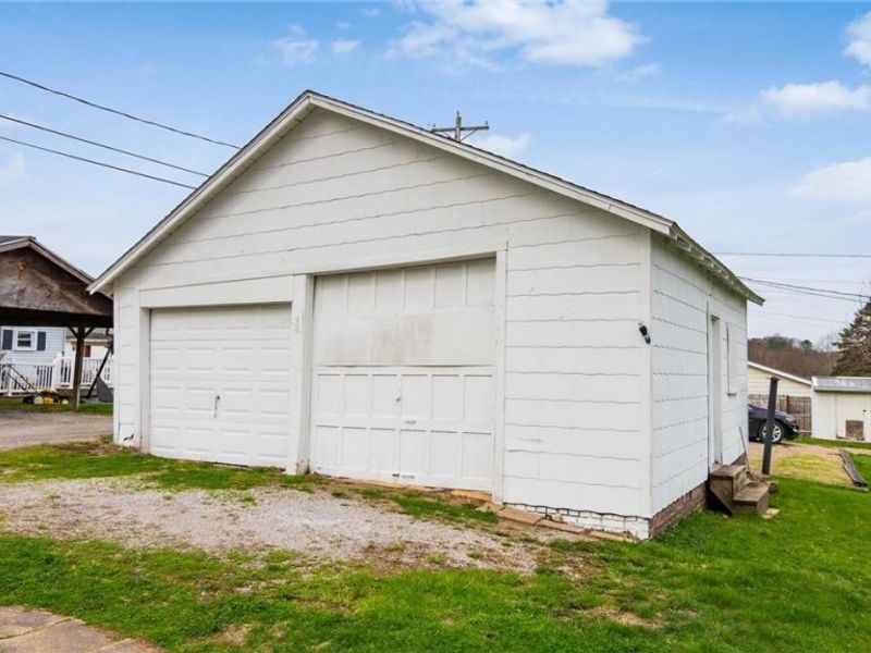 105 S State Street, Crooksville, OH 43731 Photo 37