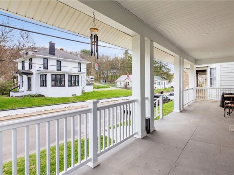 105 S State Street, Crooksville, OH 43731 Photo 6