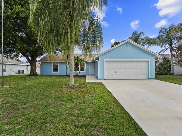 243 SW Aubudon Avenue, Port St. Lucie, FL 34984