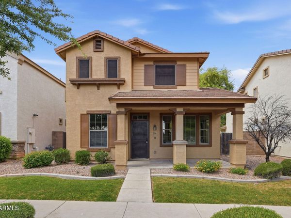 2936 S COLE Drive, Gilbert, AZ 85295