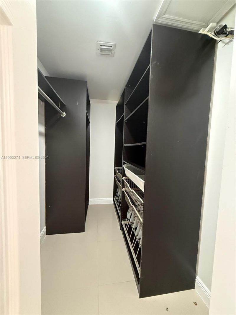 725 NW 135th Ct , Miami, FL 33182 Photo