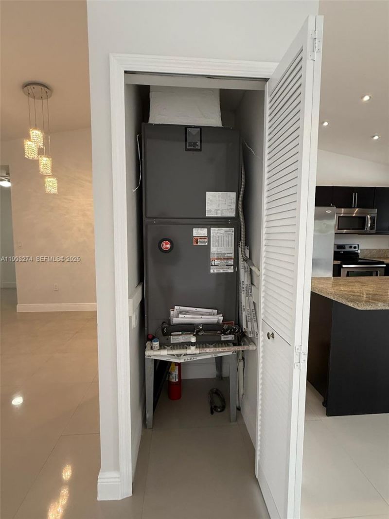 725 NW 135th Ct , Miami, FL 33182 Photo