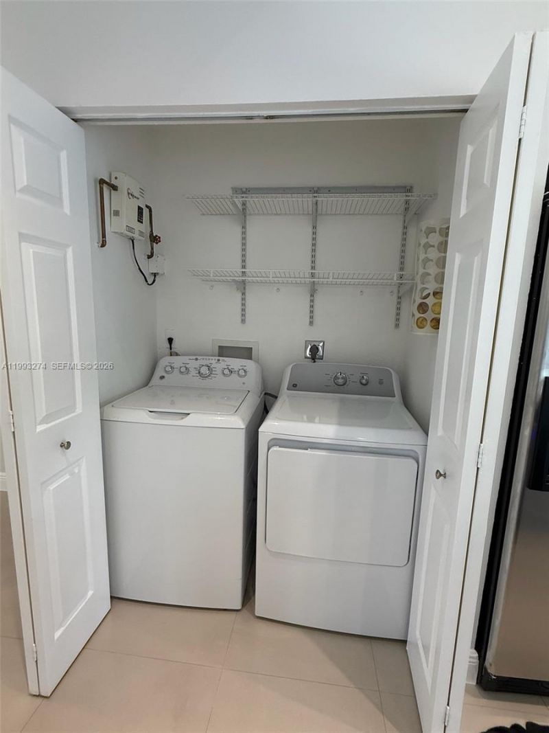 725 NW 135th Ct , Miami, FL 33182 Photo