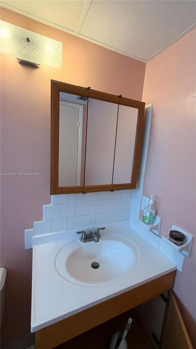 7897 Golf Cir Dr, Unit 108, Margate, FL 33063 Photo