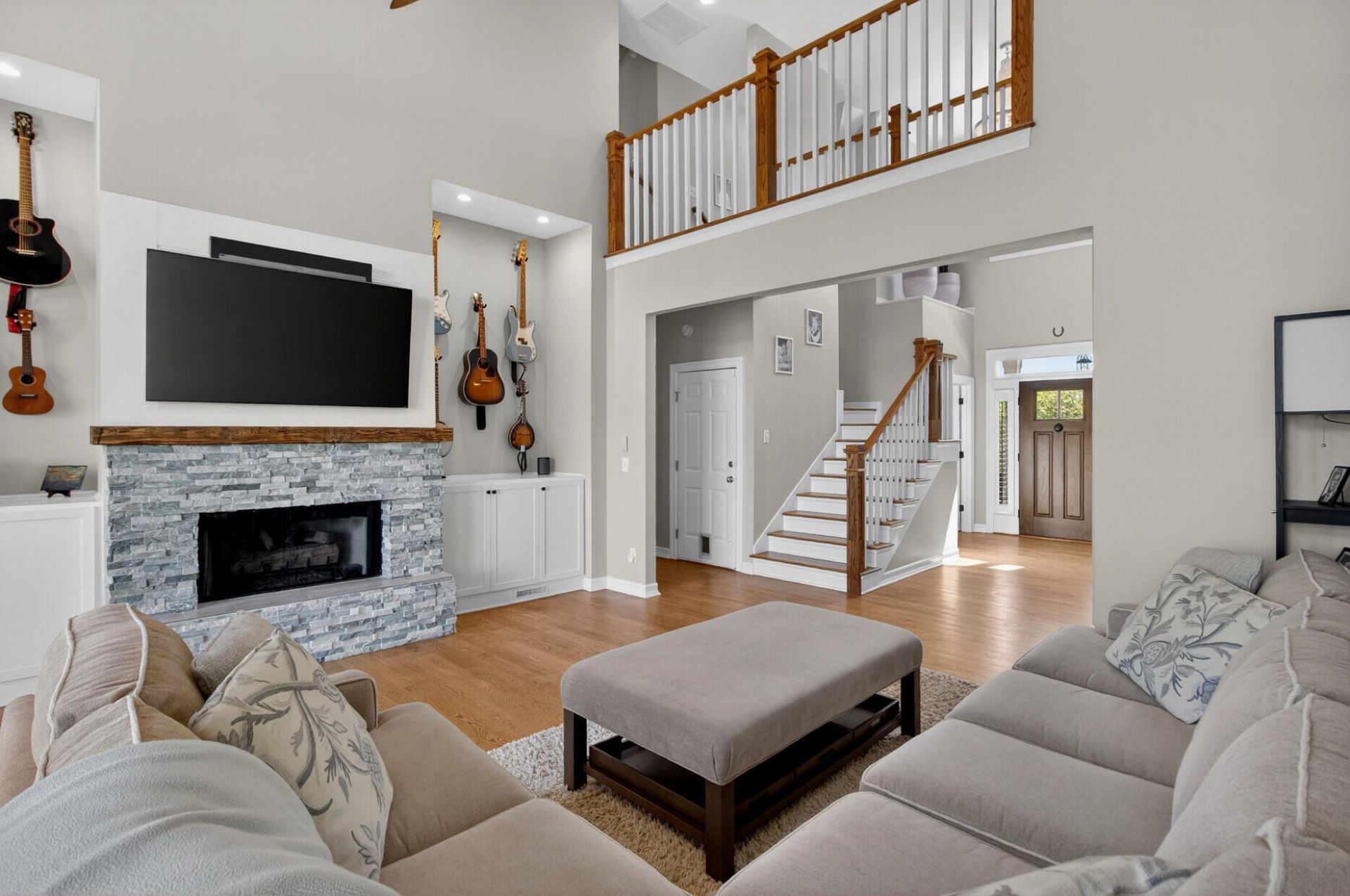 318 Oak Point Landing Drive Photo 10