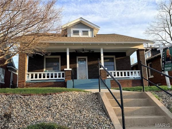 316 W Park Street , Edwardsville, IL 62025