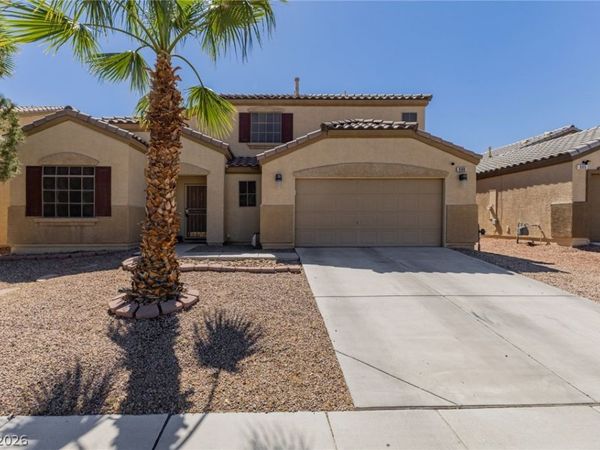 909 E Azure Avenue , North Las Vegas, NV 89081