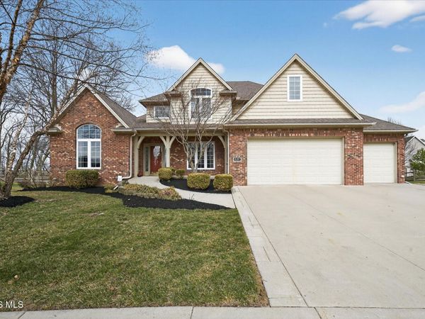 6137 Secluded Court, Sylvania, OH 43560