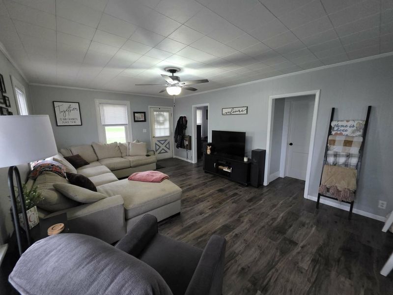 925 E Spring Street, Saint Marys, OH 45885 Photo 2