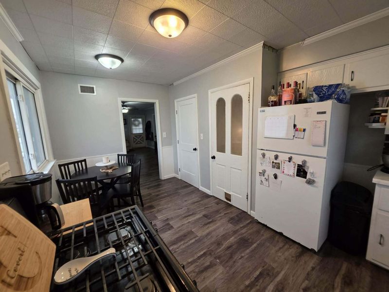 925 E Spring Street, Saint Marys, OH 45885 Photo 6