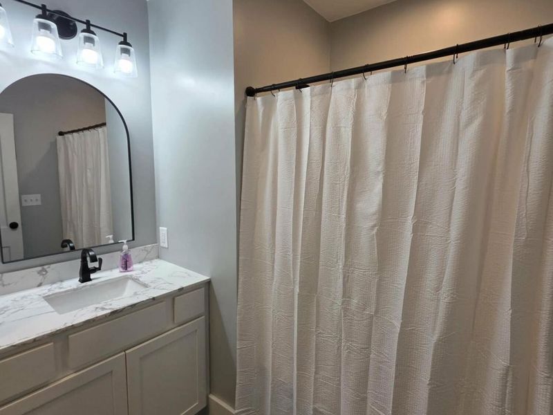 925 E Spring Street, Saint Marys, OH 45885 Photo 9