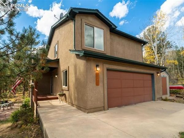 320 Hilton Road, Manitou Springs, CO 80829