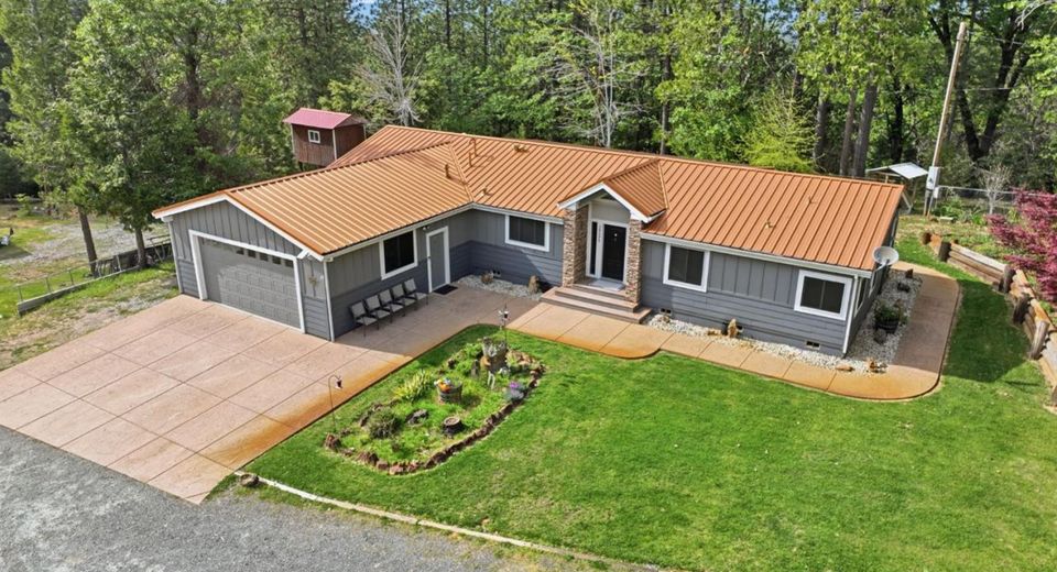 30695 Gold Run School Rd, Gold Run, CA 95717 Photo