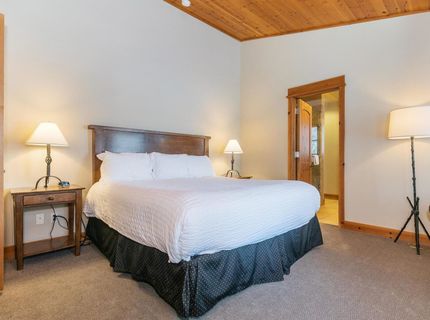 12278 Frontier Trail, Truckee, CA 96161 Photo