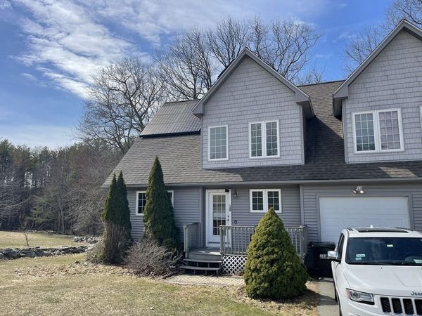 18 Misty Meadow Ln, Unit B, Oxford, MA 01540
