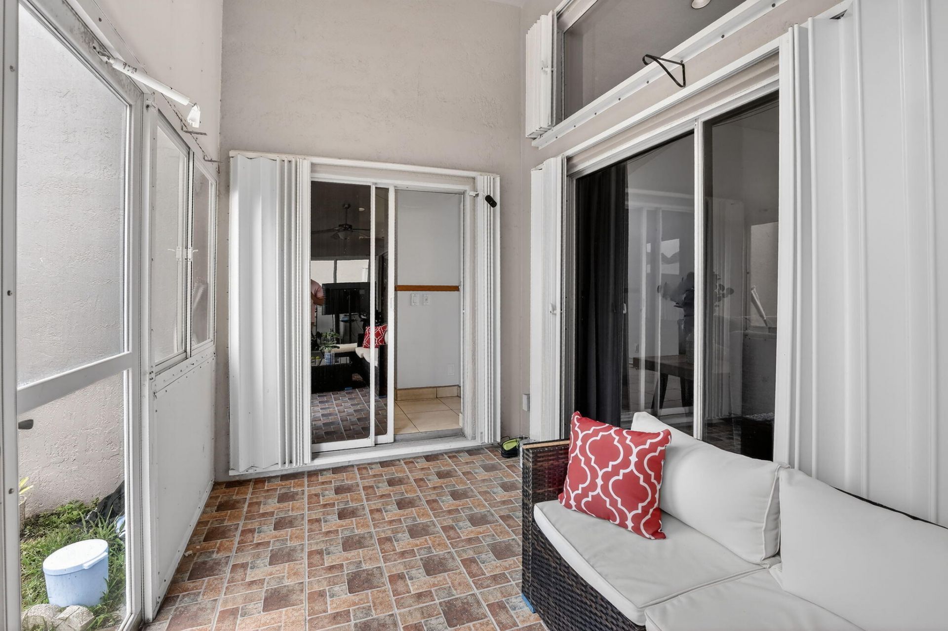 495 Carrington Lane, Weston, FL 33326 Photo