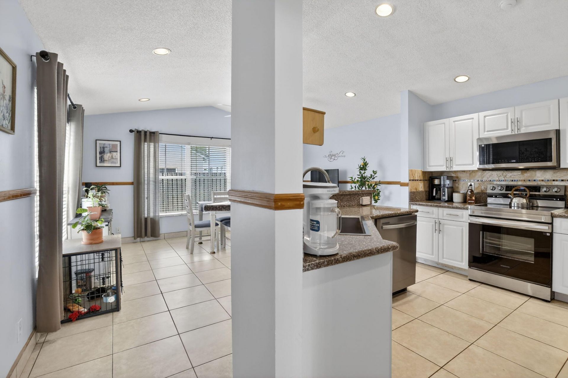 495 Carrington Lane, Weston, FL 33326 Photo