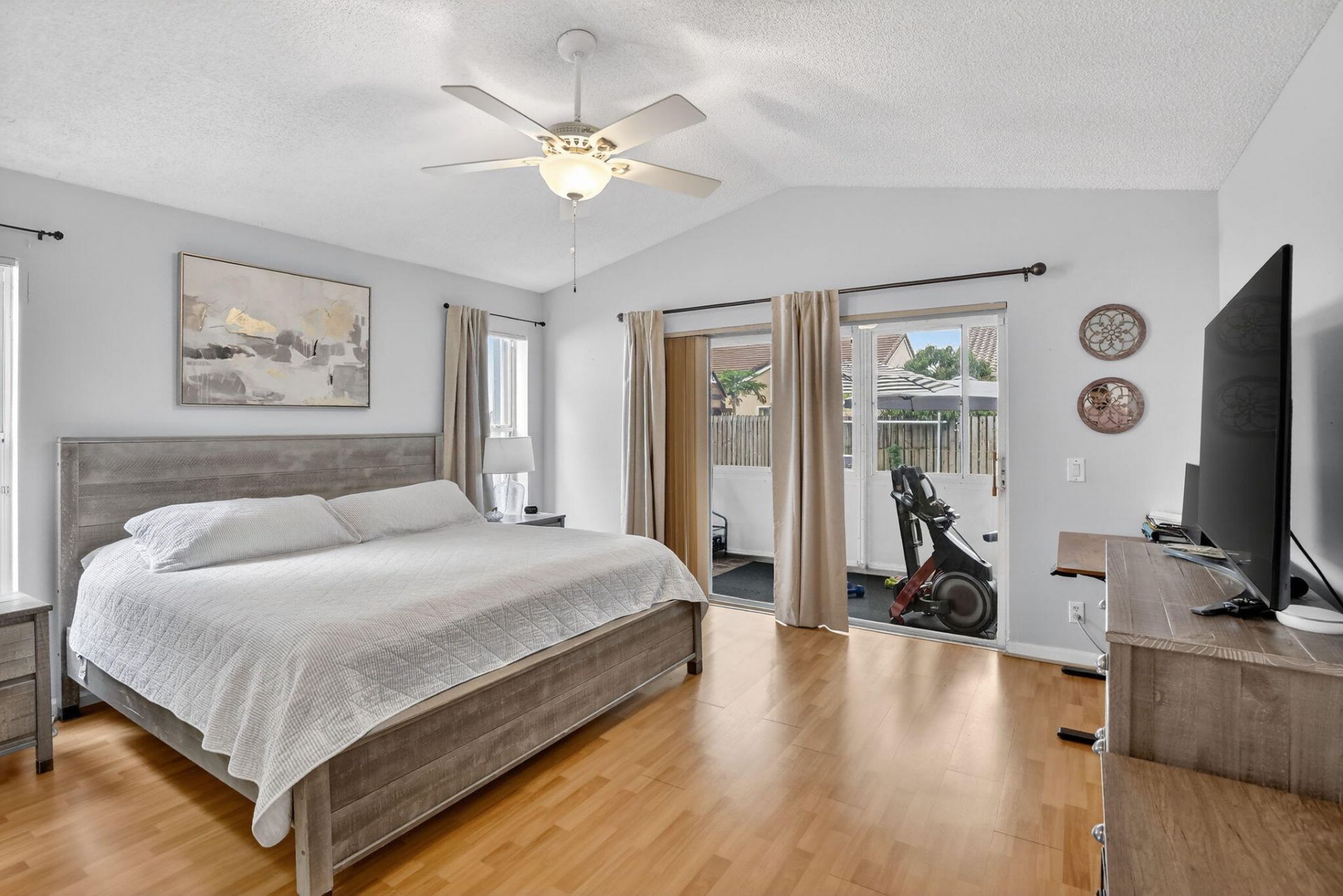 495 Carrington Lane, Weston, FL 33326 Photo