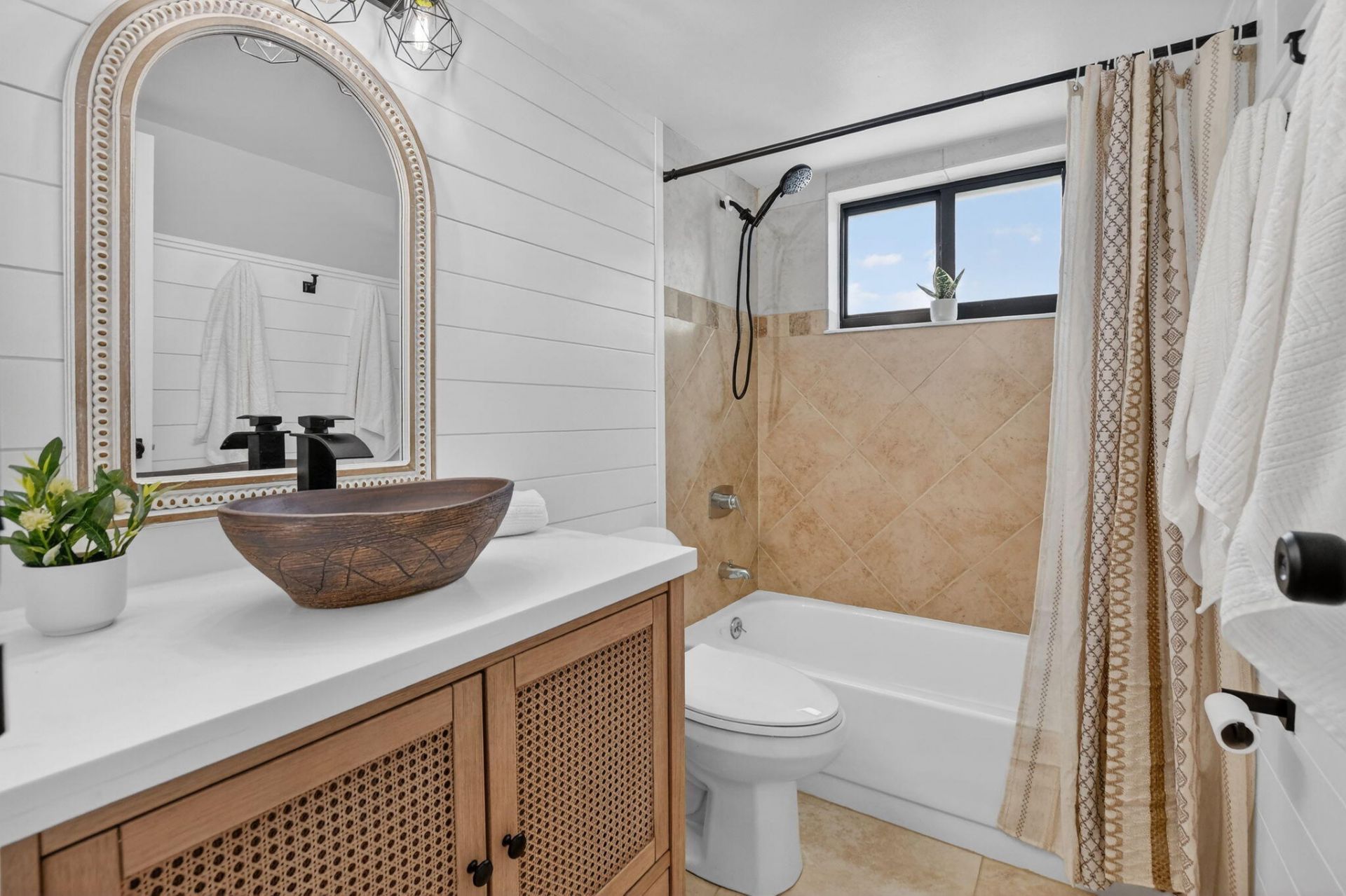 918 SW 9th Street Circle, Unit 105, Boca Raton, FL 33486 Photo