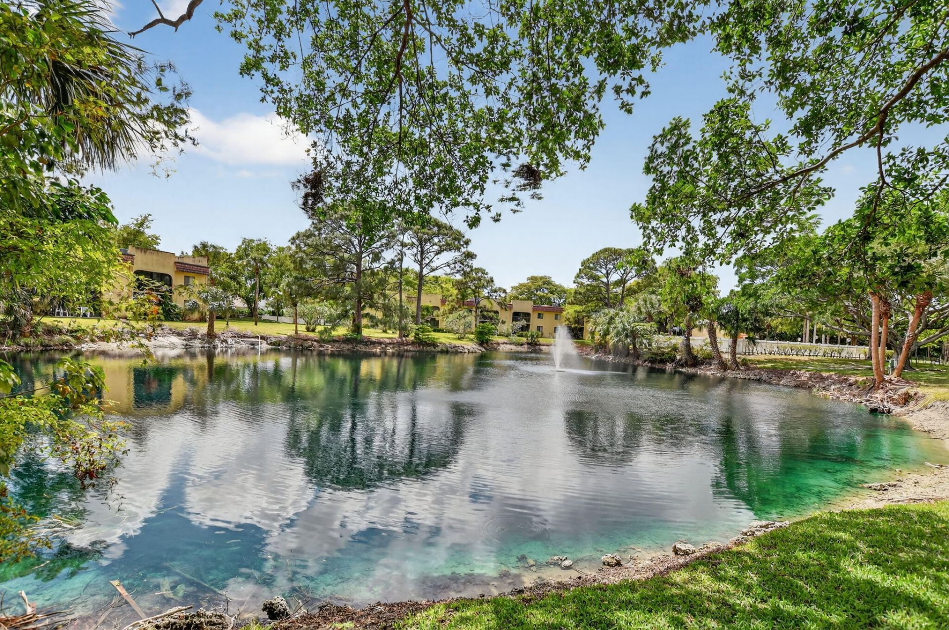 918 SW 9th Street Circle, Unit 105, Boca Raton, FL 33486 Photo