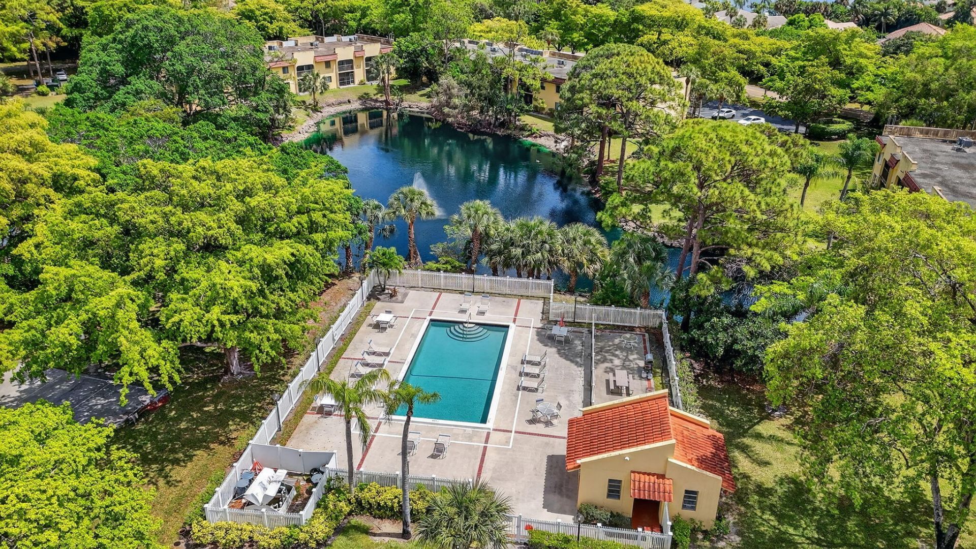 918 SW 9th Street Circle, Unit 105, Boca Raton, FL 33486 Photo