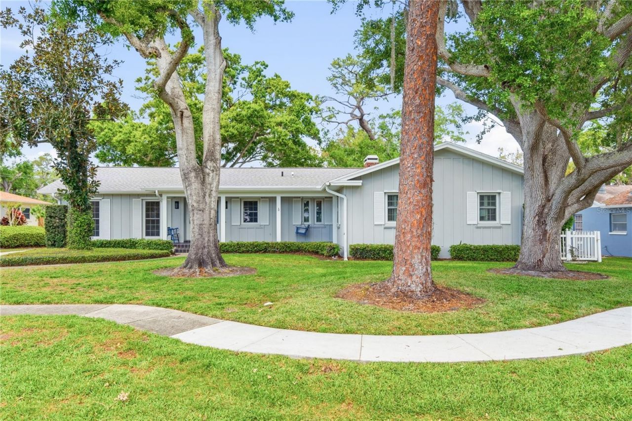 1884 Oakdale Lane N, Clearwater, FL 33764 Photo