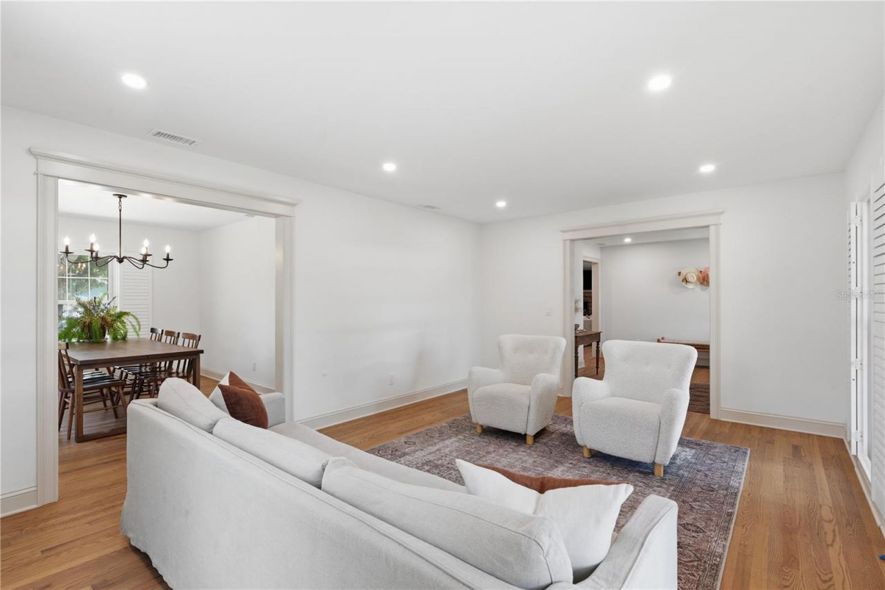 1884 Oakdale Lane N, Clearwater, FL 33764 Photo